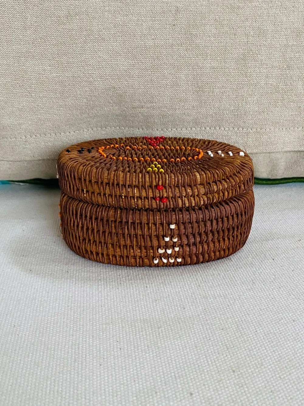 2 VTG Indonesian Lombok Handwoven Rattan Beaded Trinket Box Lid Seed Bead Accent